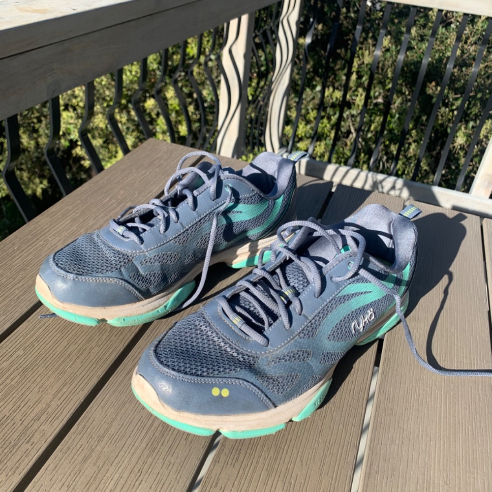 Women’s Ryka Devotion walking athletic running shoe trainer blue gray 10W - Picture 12 of 14